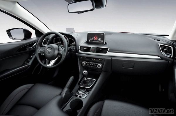 Фотографії нового хетчбека Mazda3. 