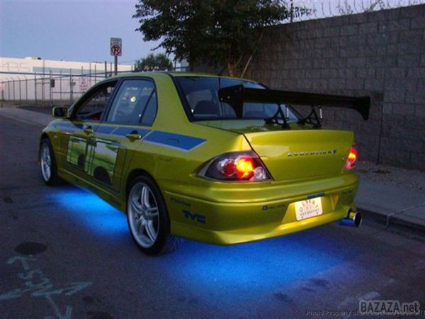Mitsubishi Lancer Evolution VII из 2 Fast 2 Furious шукае нового власника. На старті очікує золотистий японський спортседан, зірка Голівуду.