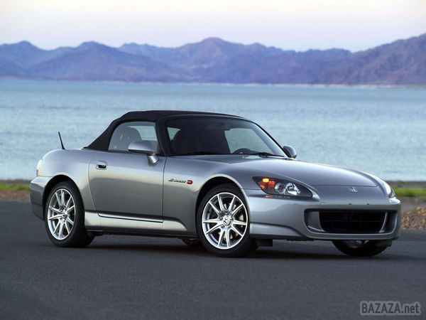 Honda S2000 - історія життя.. Honda S2000 - маленький та не дуже-то популярний в наших краях японський родстер, який, вийшовши зовсім недавно на пенсію, вже сформував навколо себе невеликий, але вірний культ