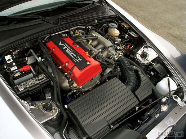 Honda S2000 - історія життя.. Honda S2000 - маленький та не дуже-то популярний в наших краях японський родстер, який, вийшовши зовсім недавно на пенсію, вже сформував навколо себе невеликий, але вірний культ