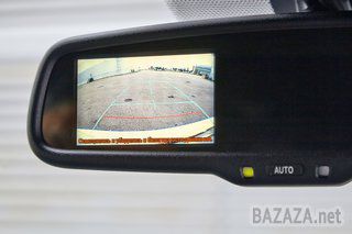 Lexus CT200h проти Lexus CT200h Sport.. У прес-парку мене відразу попереджають, що моя любов до спорткарів має бути переглянута ще ДО того, як я сяду за кермо цього Lexus, тому що гібридний автомобіль цивільного призначення далекий за своїми характеристиками від потужних суперкарів. 