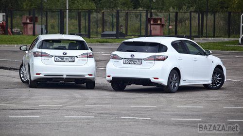 Lexus CT200h проти Lexus CT200h Sport.. У прес-парку мене відразу попереджають, що моя любов до спорткарів має бути переглянута ще ДО того, як я сяду за кермо цього Lexus, тому що гібридний автомобіль цивільного призначення далекий за своїми характеристиками від потужних суперкарів. 