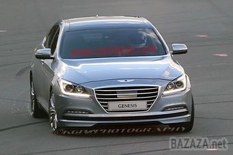 Hyundai Genesis другого покоління сфотографований без камуфляжу