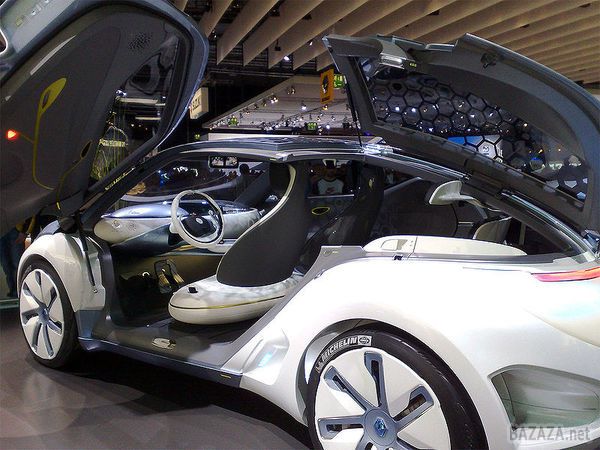 Renault готує до випуску надекономічний автомобіль