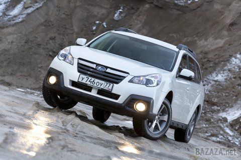 Тест-драйв оновленого Subaru Outback. Знову рестайлінг. Здавалося б, усього лише півтора роки тому японці вже проводили «роботу над помилками» щодо Subaru Outback, і ось знову. Правда, якщо в 2012 році до справи підійшли досить серйозно, грунтовно перенастроївши автомобіль, то зараз - всього лише легкий макіяж.