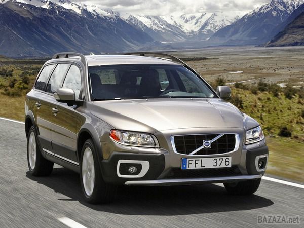 Тест-драйв оновленого Subaru Outback. Знову рестайлінг. Здавалося б, усього лише півтора роки тому японці вже проводили «роботу над помилками» щодо Subaru Outback, і ось знову. Правда, якщо в 2012 році до справи підійшли досить серйозно, грунтовно перенастроївши автомобіль, то зараз - всього лише легкий макіяж.
