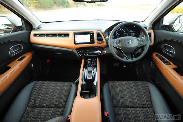 Honda починає продажі в Японії нового кросовера Vezel. Сьогодні на японському ринку стартують продажі нового компактного кросовера Honda - моделі Vezel , вперше представленої на Токійському автосалоні в листопаді.