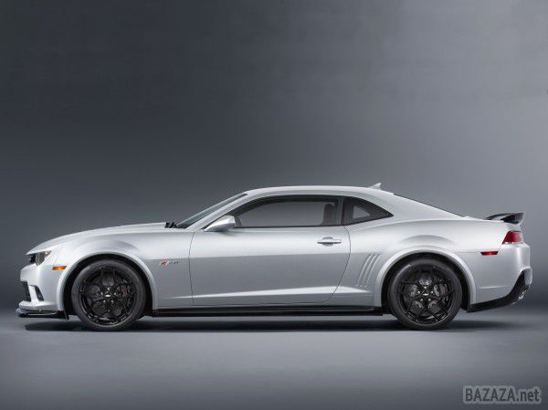 Найшвидший Camaro в історії отримав цінник. Навесні в Америці почнуть продажі нового Chevrolet Camaro, який отримав 7,0-літровий двигун. Топова модифікація буде коштувати вдвічі дорожче базової.

