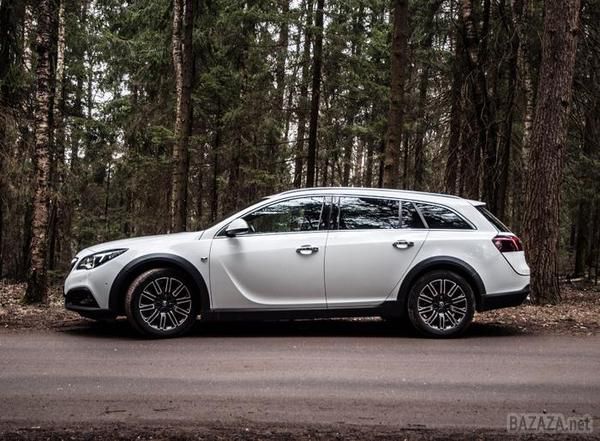 Opel Insignia Country Tourer. У майбутньому Opel готовий зробити ставку на кросовери . І дорікнути їх у цьому язик не повернеться . З Porsche цей номер спрацював чіткіше швейцарських годинників