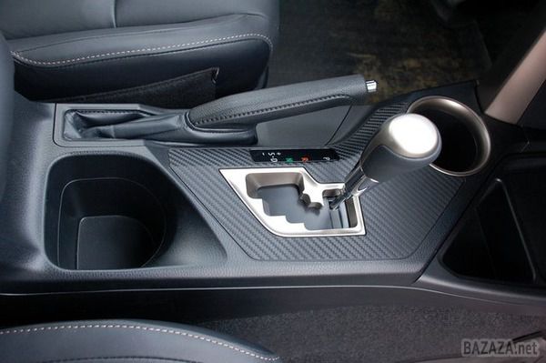 Бестселери ринку: Toyota RAV4 четвертого покоління ( з 2013 р.). В останні роки перед виходом четвертого покоління Toyota RAV4 був далеко не лідером сегменту. 