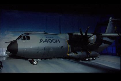 Airbus передав замовнику перший транспортник A400M. Європейський авіабудівний концерн Airbus 30 вересня 2013 передав замовникові перший військово -транспортний літак A400M Atlas.