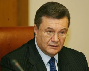 Янукович пропонує продовжити роботу Ради на передноворічний тиждень для прийняття держбюджету-2014