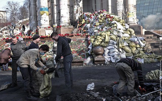 "РЕМОНТ" КИЄВА: ЩО НАМ коштує ЦЕНТР відбудувати?. Скільки коштів і з яких джерел потрібно на те, щоб повернути до життя центр Києва після Євромайдана?