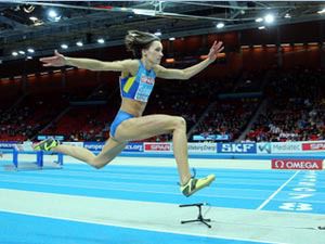Ольга Саладуха стала другою на чемпіонаті світу з легкої атлетики в приміщенні. Українці Ользі Саладусі не вистачило всього одного сантиметра , щоб виграти чемпіонат світу в приміщенні.