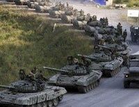 Розвідка США доповідає , що вторгнення Росії в Україну цілком можливо . Ймовірність військового вторгнення Росії на територію східної України є і вона набагато вища , ніж думали раніше.