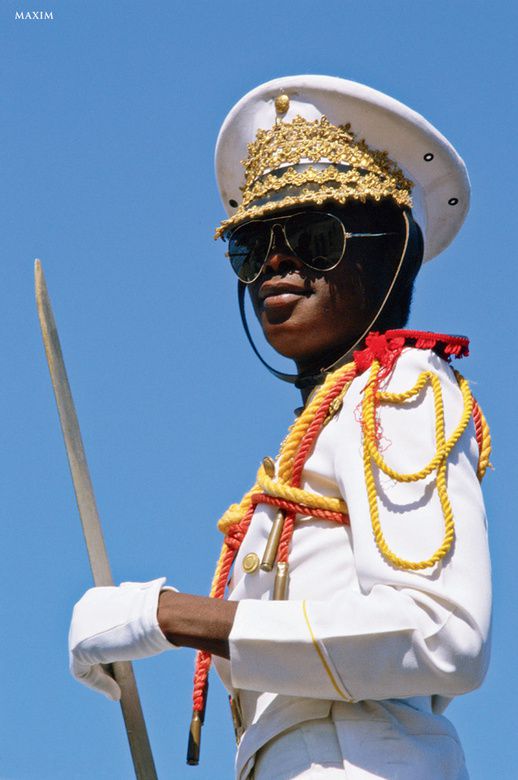 ВІЙСЬКОВІ І СМІШНІ: найбільш безглузда ФОРМА АРМІЙ СВІТУ . Над військовими не прийнято сміятися. Але ми спробуємо порушити цю традицію і дамо Вам привід посміятися над цими дивовижними істотами.