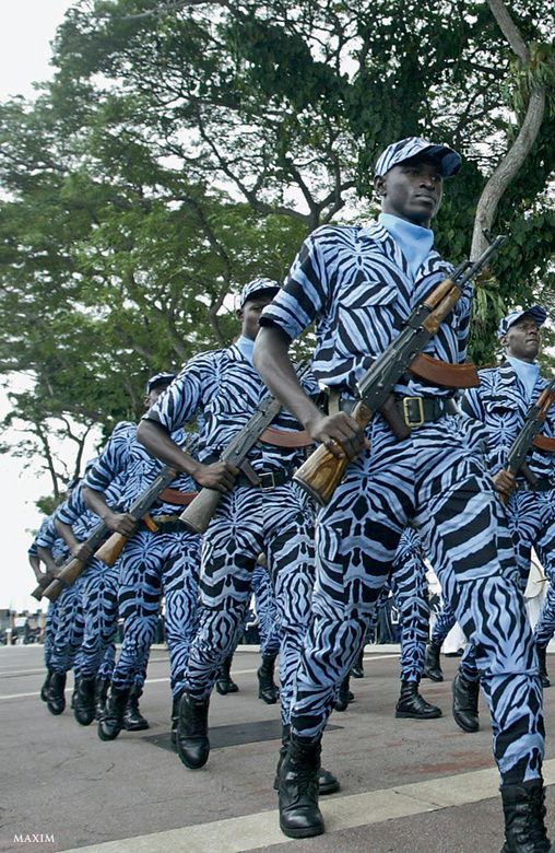 ВІЙСЬКОВІ І СМІШНІ: найбільш безглузда ФОРМА АРМІЙ СВІТУ . Над військовими не прийнято сміятися. Але ми спробуємо порушити цю традицію і дамо Вам привід посміятися над цими дивовижними істотами.