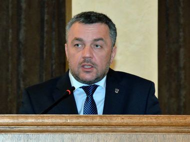 Генпрокуратура: Українські екс-чиновники вивезли в Росію мінімум $32 млрд готівкою