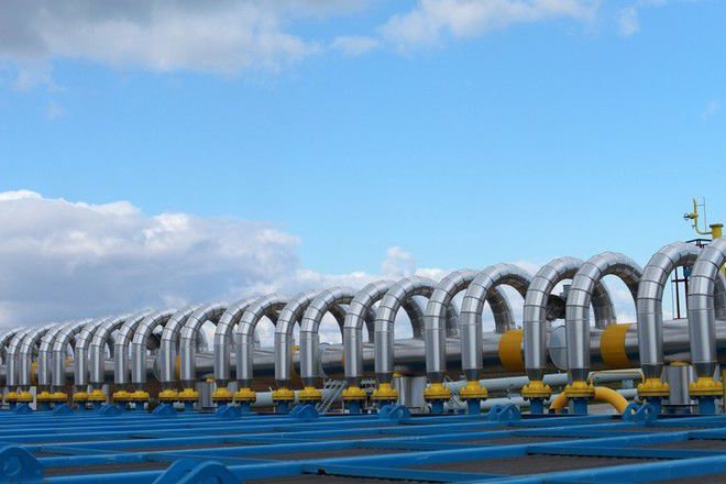 "Вишеградська четвірка" знайшла альтернативу російському газу. Країни Вишеградської четвірки (Польща, Словаччина, Угорщина, Чехія) незабаром зможуть отримувати газ з Катару, який стане альтернативою газу з Росії.