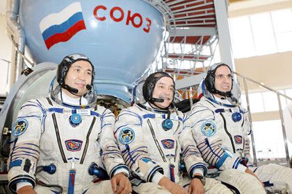 Три члени екіпажу МКС благополучно повернулися на Землю. Спусковий апарат транспортного пілотованого корабля «Союз ТМА-11М» з екіпажем 38/39-ої тривалої космічної експедиції Міжнародної космічної станції сьогодні вранці в середу, 14 травня, приземлився в Казахстані