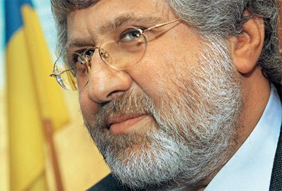 Приватбанк ввів кредитні канікули для мобілізованих. З  вчорашнього дня в Приватбанку припинені нарахування відсотків за всіма кредитними лініями, відкритими для мобілізованих солдатів.