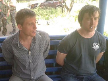 Депутати Держдуми РФ можуть приїхати в Україну на допомогу затриманим російським журналістам. На засіданні комітету з інформаційної політики таку пропозицію вніс депутат від "Єдиної Росії" Михайло Маркелов.
