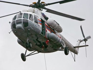 У Мурманській області розбився вертоліт в високопоставленими чиновниками на борту. На борту перебувало 18 осіб, чиновники летіли на вертольоті Мі-8 організовувати візит президента Росії Володимира Путіна в Мурманську область.