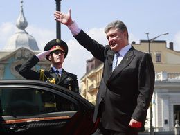 Лукашенко: Домовляйтеся, щоб Крим був українським, не втрачайте його.