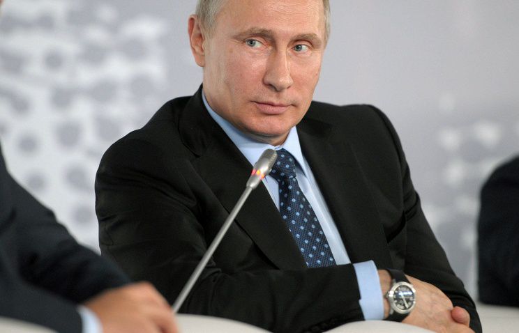 Путін: не можна обмежувати права людини під виглядом боротьби з негативом в інтернеті. Президент зазначив, що інтернет не може бути винятком і не регулюватися законодавчо