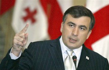 Саакашвілі: Путін має намір захопити Схід України за 5-7 тижнів. У Путіна є чіткий план, вважає екс-президент Грузії.