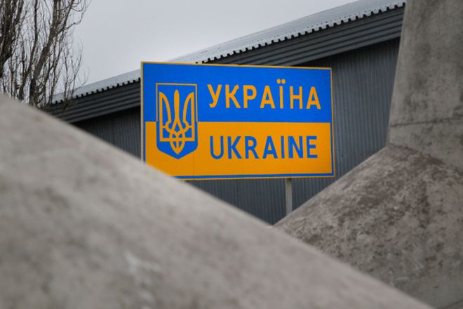 У РФ заявили, що перекидають війська до кордону для... захисту від України. В даний момент в Росії дійсно відбувається перекидання військових до кордону з Україною. 