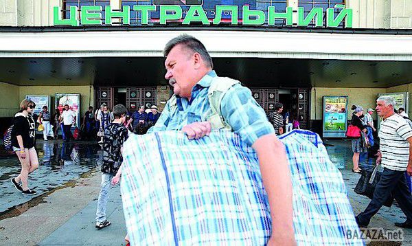 Держава хоче змусити трудових мігрантів відправляти податки додому
