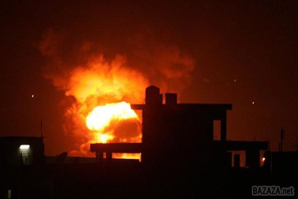Ізраїль завдав авіаудари по сектору Газа . У ніч на четвер, 3 липня, літаки ізраїльських ВПС нанесли точкові удари по пускових установок бойовиків у секторі Газа у відповідь на мінометний обстріл території Ізраїлю.