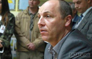 Парубій припускає введення військового стану на сході Україні