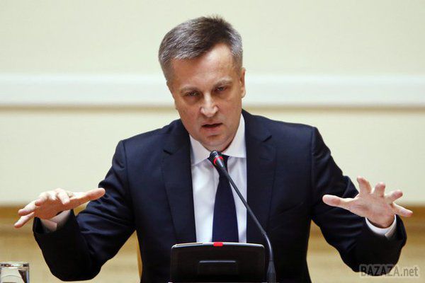 СБУ запобігла теракт проти керівництва АТО.  Служба безпеки України затримала групу російських диверсантів, які готували теракт проти керівництва антитерористичної операції. 