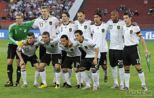 Збірна Німеччини встановила рекорд за кількістю голів на ЧС. Після розгрому бразильців на чемпіонаті світу-2014 (7:1) на рахунку Bundesmannschaft стало 223 м'ячі.