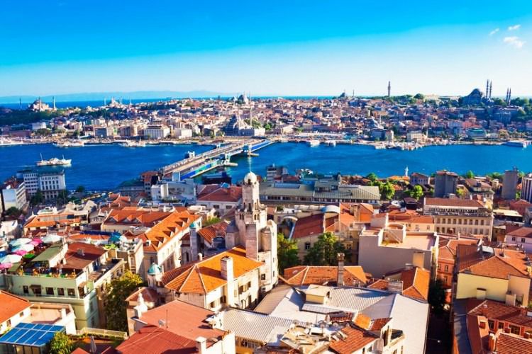 Туристи назвали найкраще у світі місто для відпочинку. Як свідчить голосування на туристичному веб-порталі TripAdvisor, турецькому місту вдалося обійти таких помітних конкурентів, як Рим, Париж, Барселона.