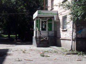 Обстановка в Луганську. День четвертий (21.07.14) (хронологія — додані фото та відео). 21 липня бої під Луганськом продовжилися. В 7:25 в посадці в районі кв. Ольховський розірвався снаряд. Сильний вибух пролунав у центрі Луганська.