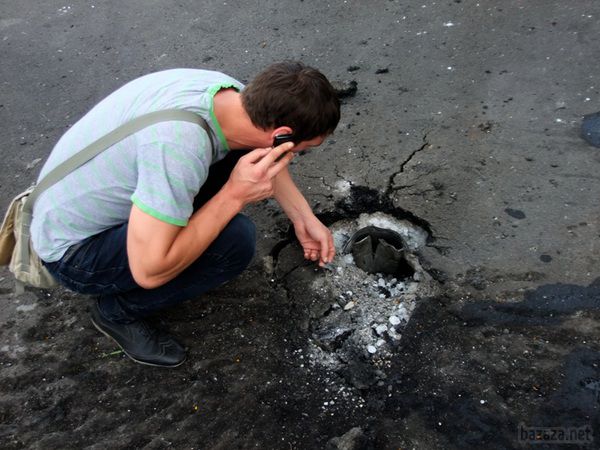 Донецьк після вчорашніх обстрілів бойовиками. Фото. Вчора, 21 липня в місті Донецьк велися обстріли житлових районів.

