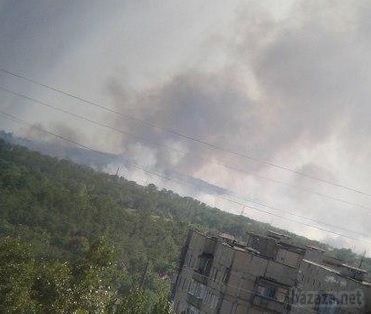 Наступаємо!  Українські війська увійшли в центр Тореза! . Українські війська увійшли в центр Тореза! Над містом літає авіація, йде бій.