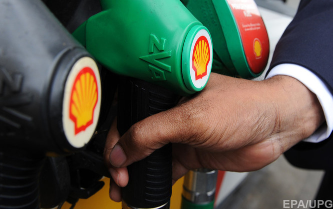 Shell відмовився від двох нафтових ділянок у Росії. Глобальна група енергетичних та нафтохімічних компаній Shell звернулася в Федеральне агентство з надрокористування Роснедр із заявою про відмову від права користування вуглеводневими ділянками на території Росії