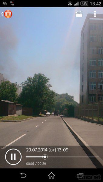 Донецьк під артобстрілом (відео, фото) - оновлюється. В районі 12.20 центральна частина Донецька була підвержена артилерійському обстрілу.