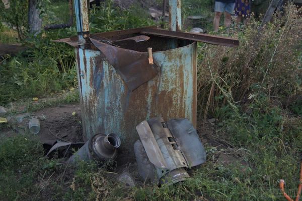 Луганськ зруйнований. Частина 10. Фото (регулярно оновлюється). 31 липня та 1 серпня ситуація в Луганську не сильно змінилася. Місто продовжують обстрілювати.