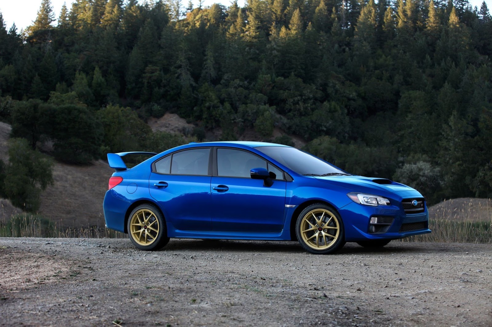 Тест нової Subaru WRX: на асфальті і на грунті. Схоже, настав час змінити свою думку.