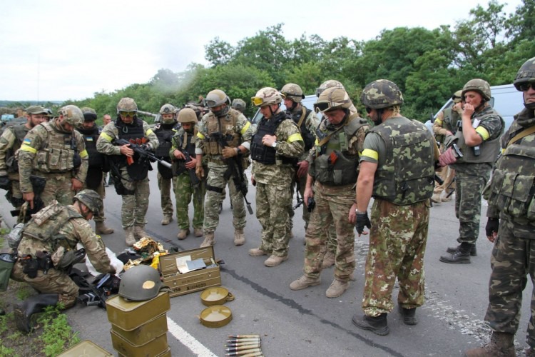 Батальйон Донбас виявив склад медикаментів на 15 млн грн.. Аналогічний склад комбат хоче побачити у Первомайську