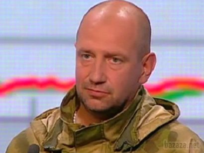 Командир "Айдара" підтверджує, що хочуть розформувати батальйон. Чутки про те, що добровольчий батальйон "Айдар" хочуть розформувати, ходять давно. Але в цей раз, схоже, знаходять підтвердження.Про це заявив командир "Айдара" Сергій Мельничук.