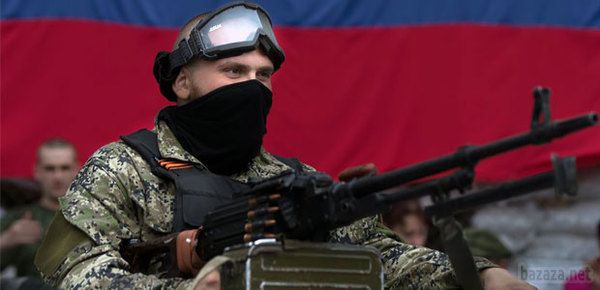 Триває обстріл околиць Донецька