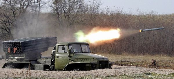 Вночі по силам АТО стріляли з «Градів» і мінометів