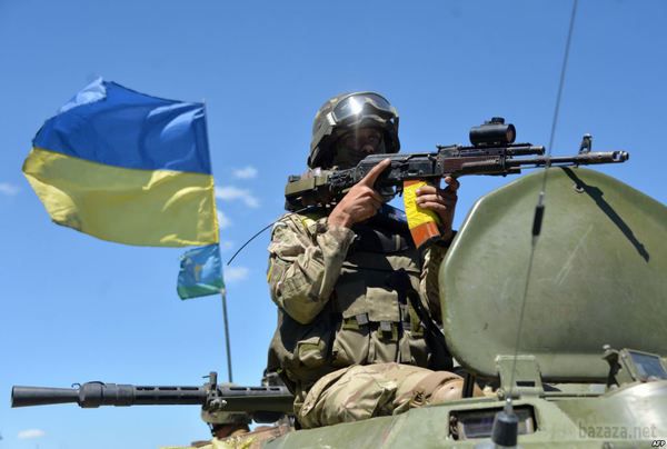 АТО взяли під контроль Мар’їнку (відео)