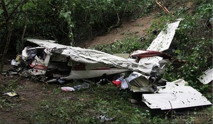 Пасажирський літак розбився біля аеропорту Тегерана. В Ірані пасажирський літак місцевих авіаліній розбився на північному заході від Тегерана. На борту перебували приблизно 40 пасажирів.